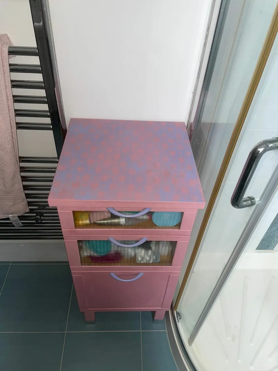 Bathroom Cabinet - Image 2