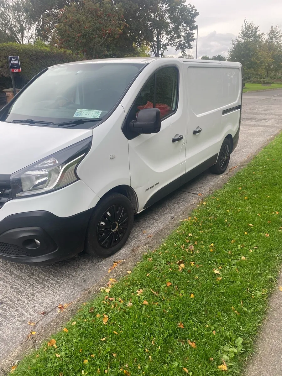 Renault Trafic Van - Image 4