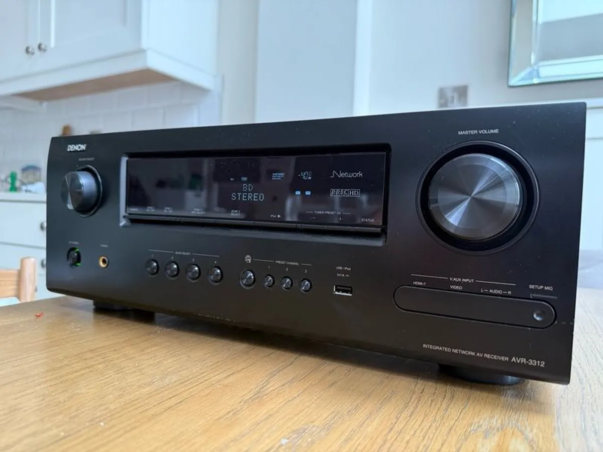 Denon AVR-3312 - Image 1