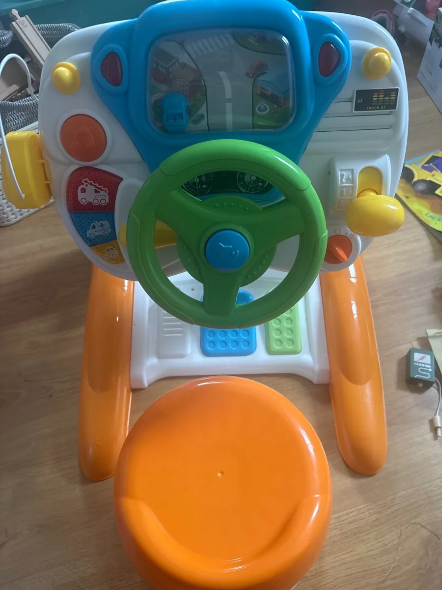 Toy car