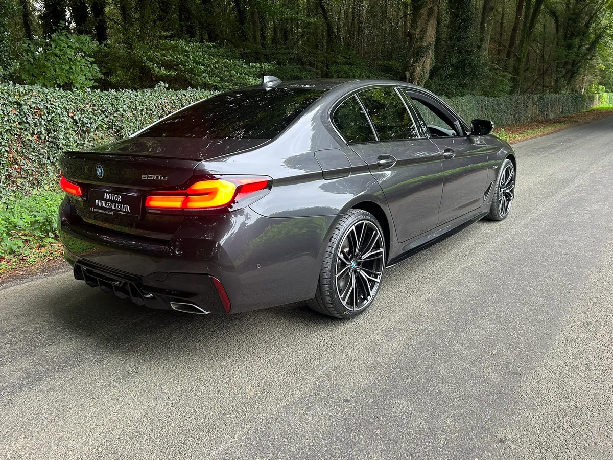 231 BMW 530E M SPORT AERO PACK - Image 3