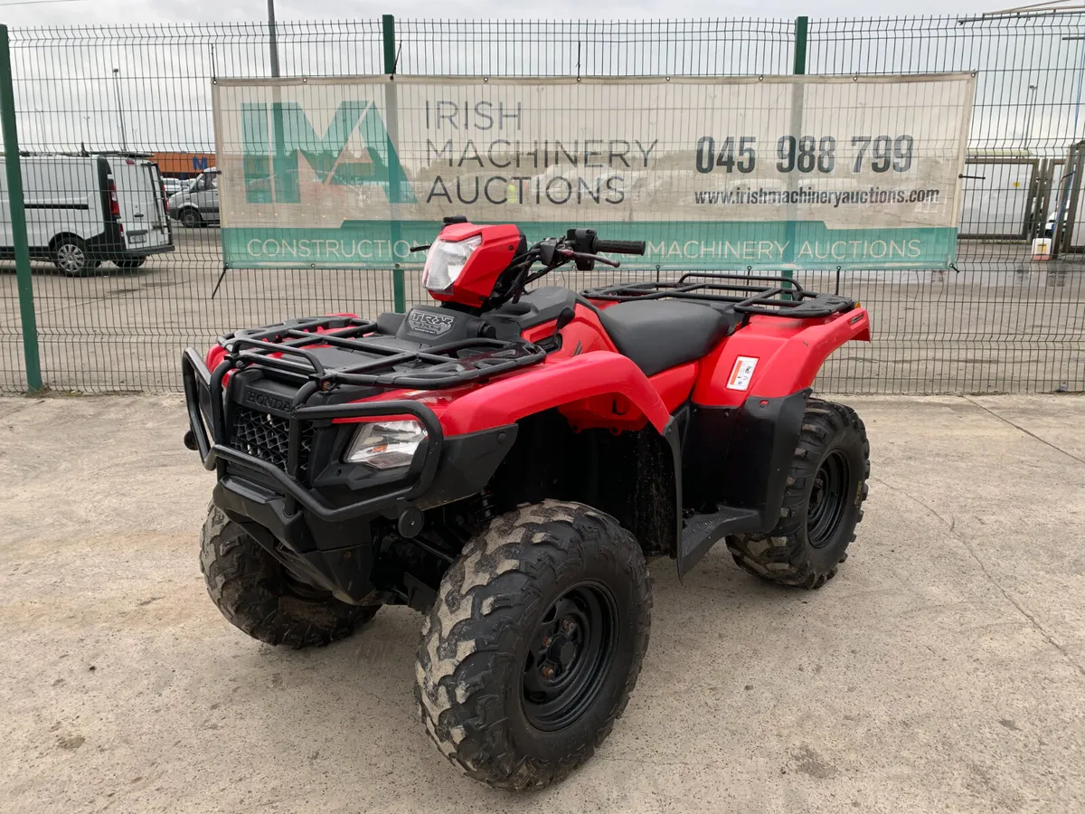 BID ONLINE NOW - 2015 HONDA TRX500 4X4 QUAD - Image 1