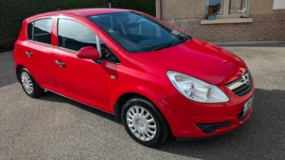 Opel Corsa 2010 - Image 1