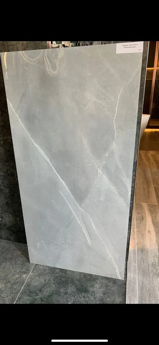 Tiles €10/sq meter - Image 4