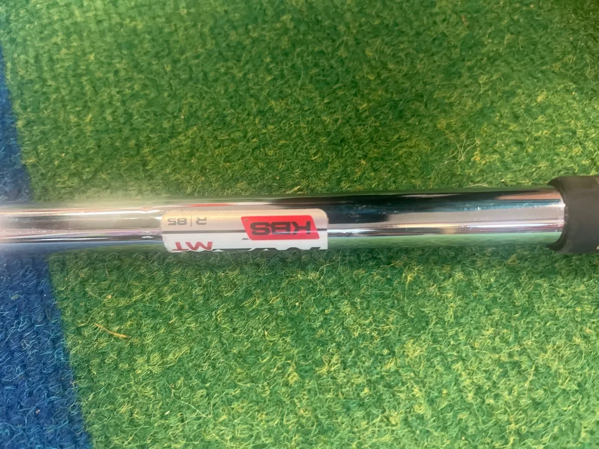 Taylor made left hand stealth irons 5-sw - Image 4