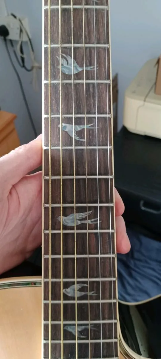 Martin Smith beginner acoustic guitar - Image 4