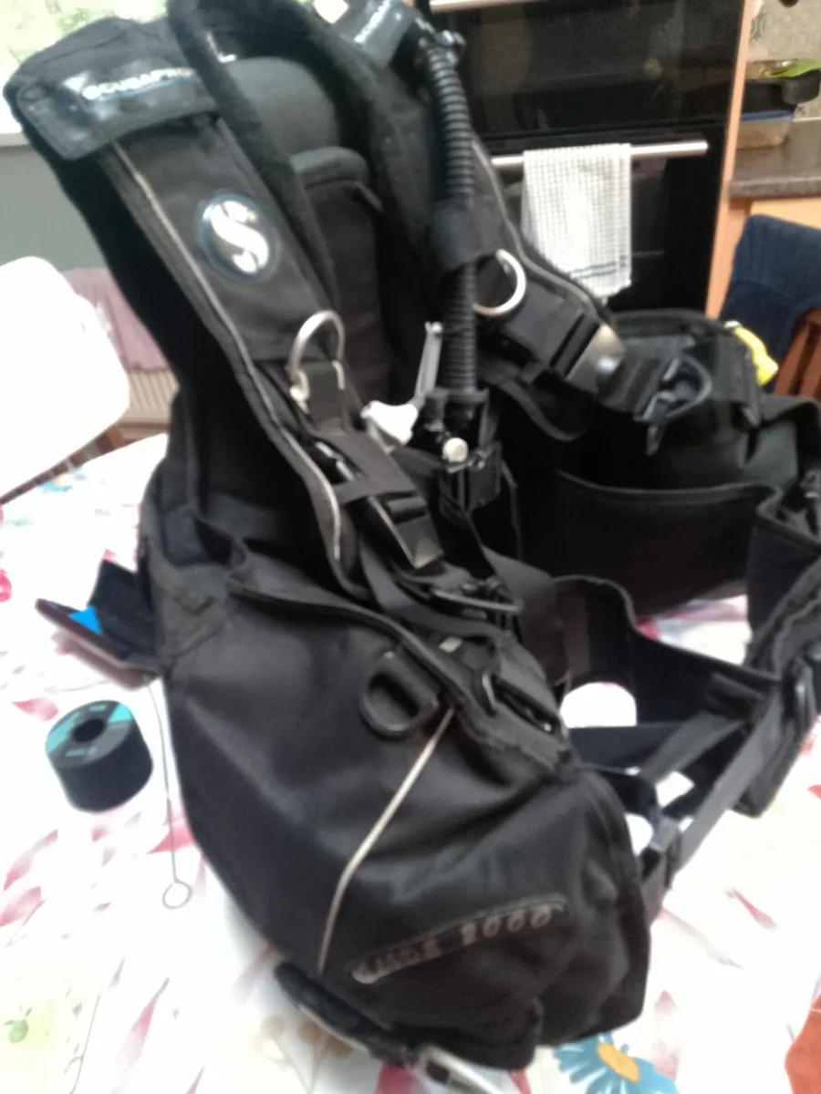 Scubapro  BCD. (GLIDE 2000) - Image 3