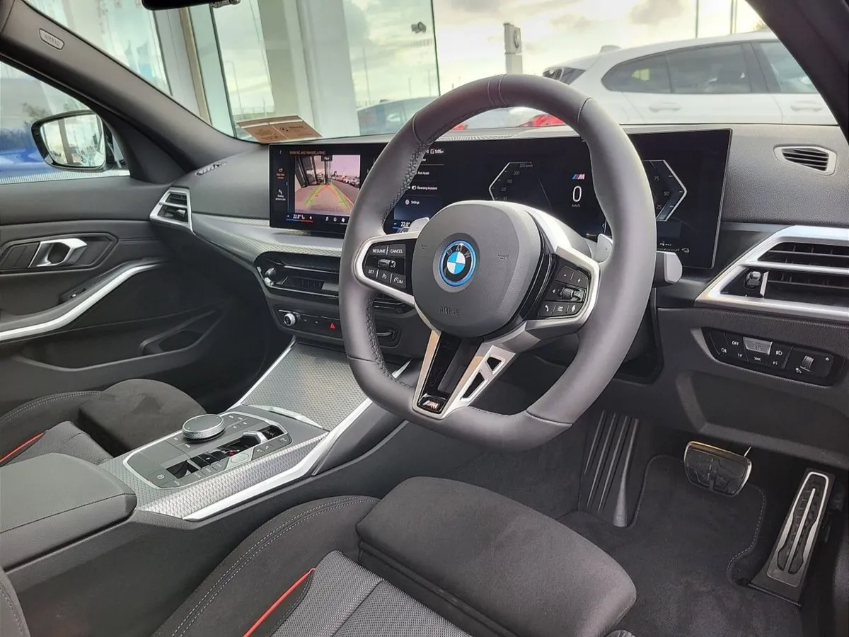 BMW 3 Series M Sport Pro - Image 3