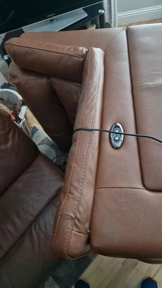 Recliner Couch/Sofa (Electric Recliner with USB Ports) - Image 4