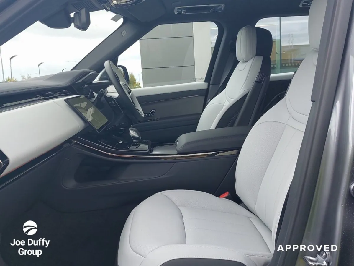Land Rover Range Rover Sport Dynamic HSE 3.0 Phev - Image 4