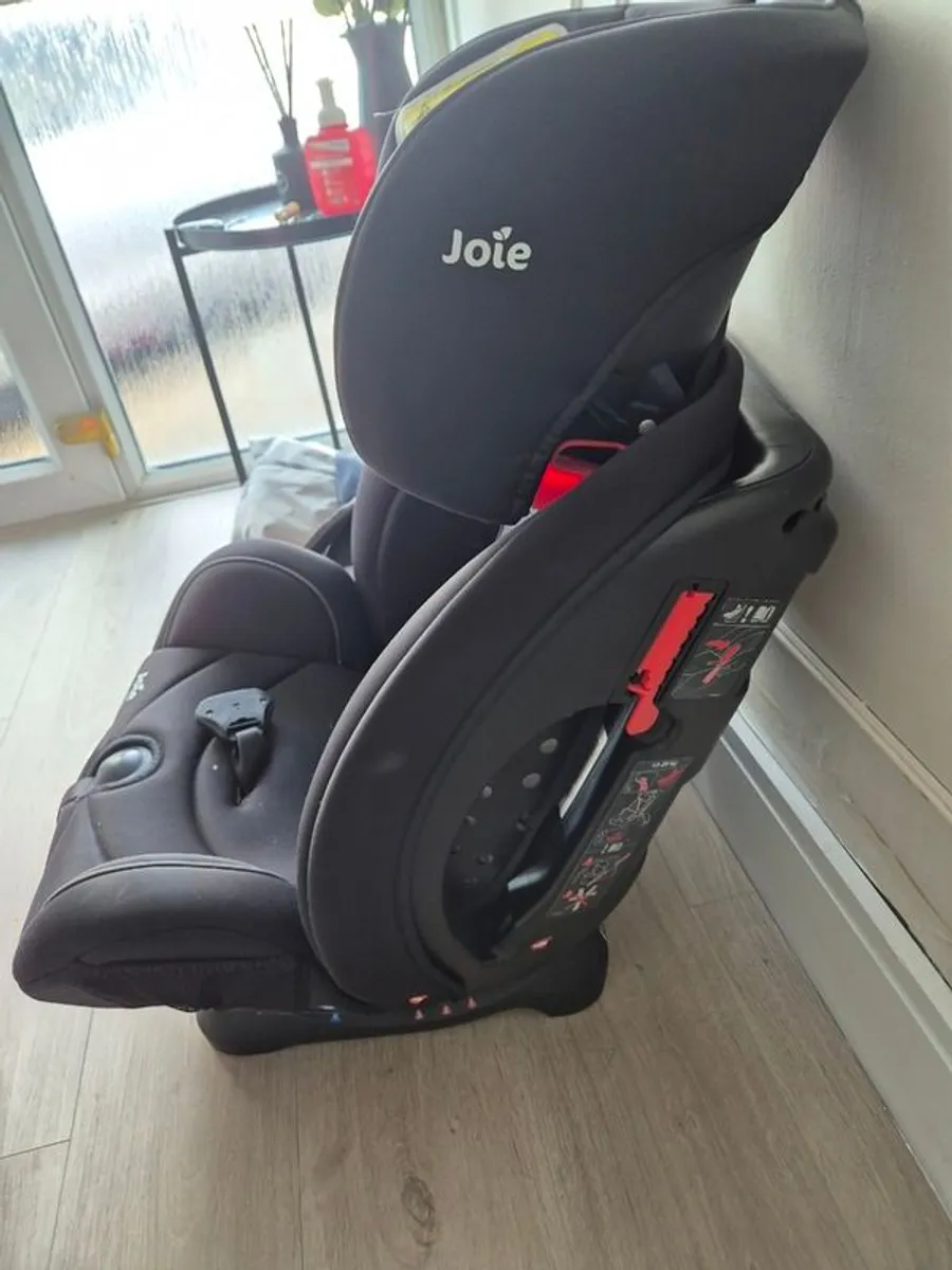 Car seat - Image 2