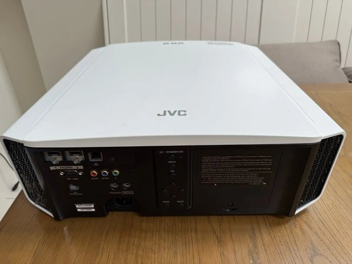 Jvc Dla-x30WE projector - Image 2