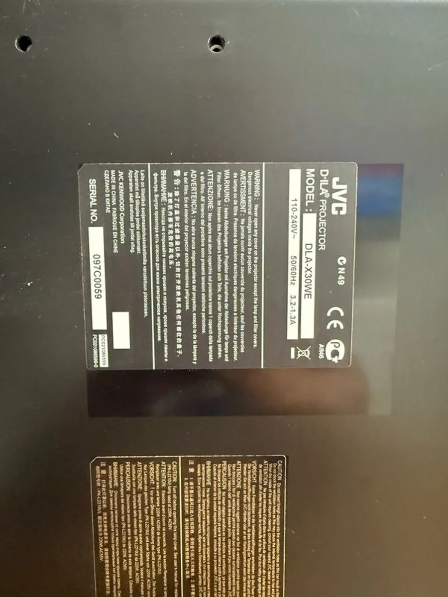 Jvc Dla-x30WE projector - Image 3