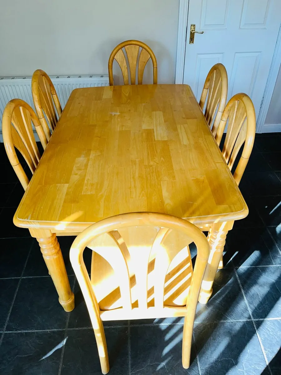 Solid wood 5ft table + 6 chairs - Image 2