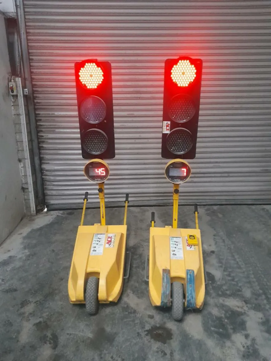 Traffic Lights - Image 2