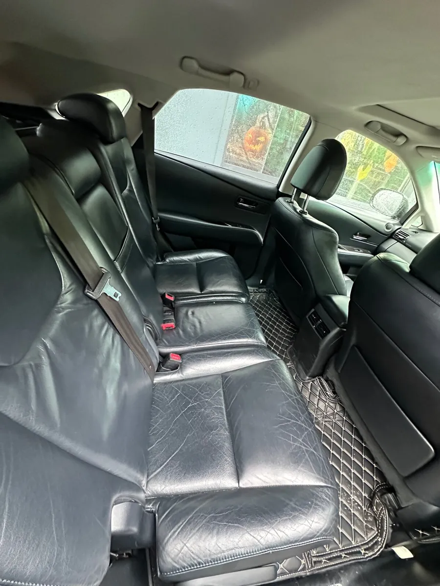 Lexus RX 2011 - Image 2