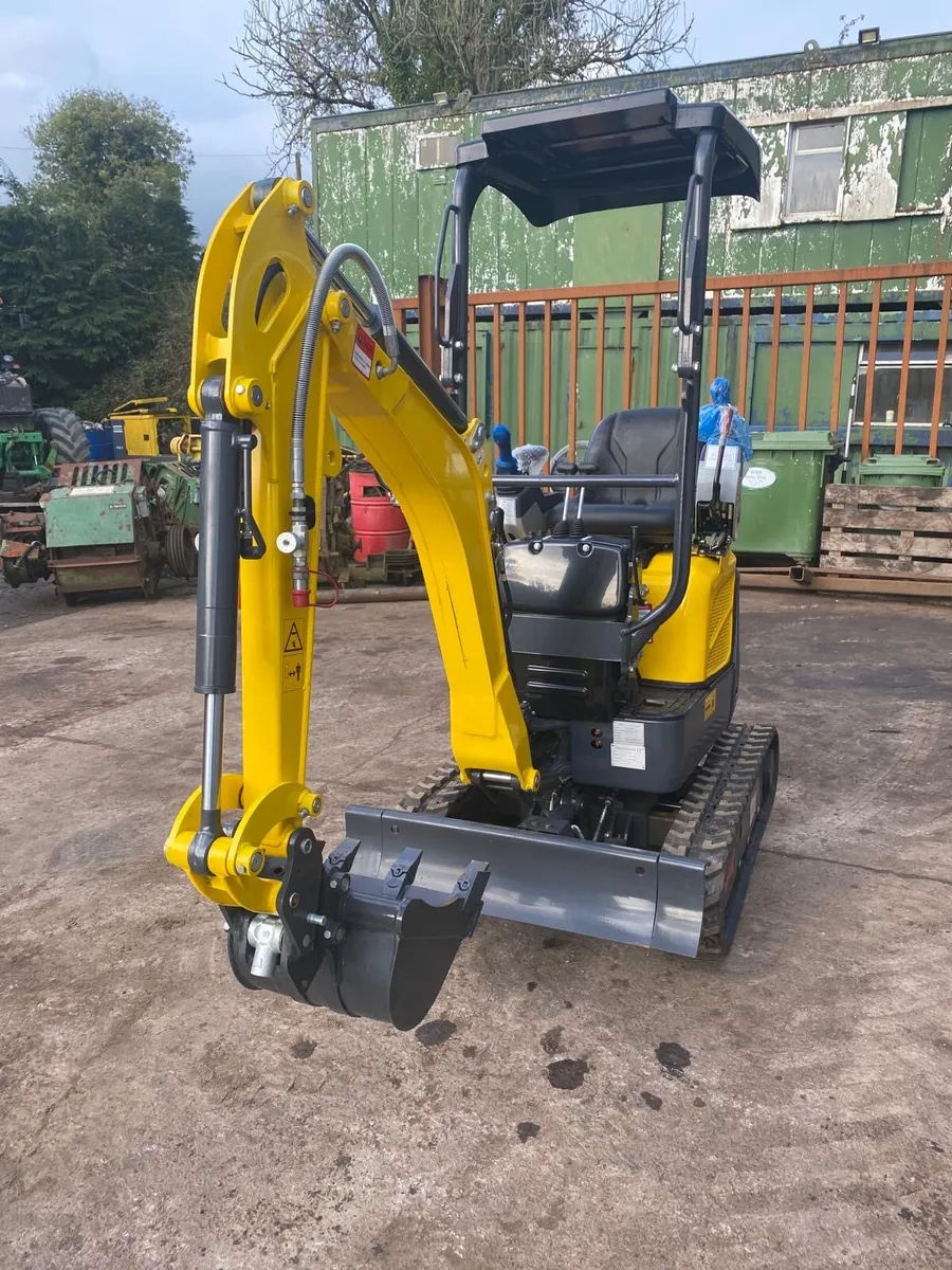 Kima mini digger - Image 2