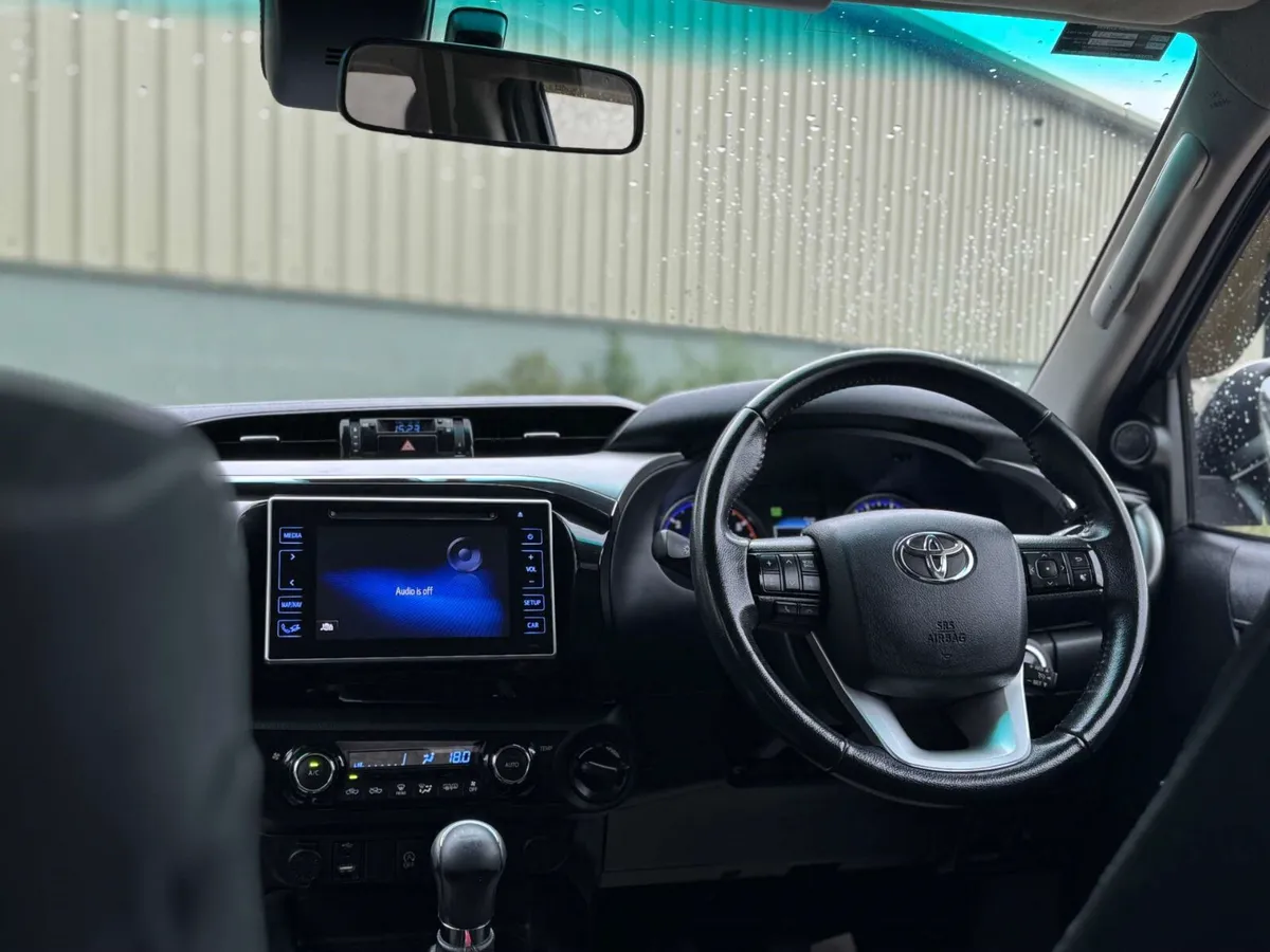 Toyota Hilux 2018, Manual, No Brexit Charges - Image 2