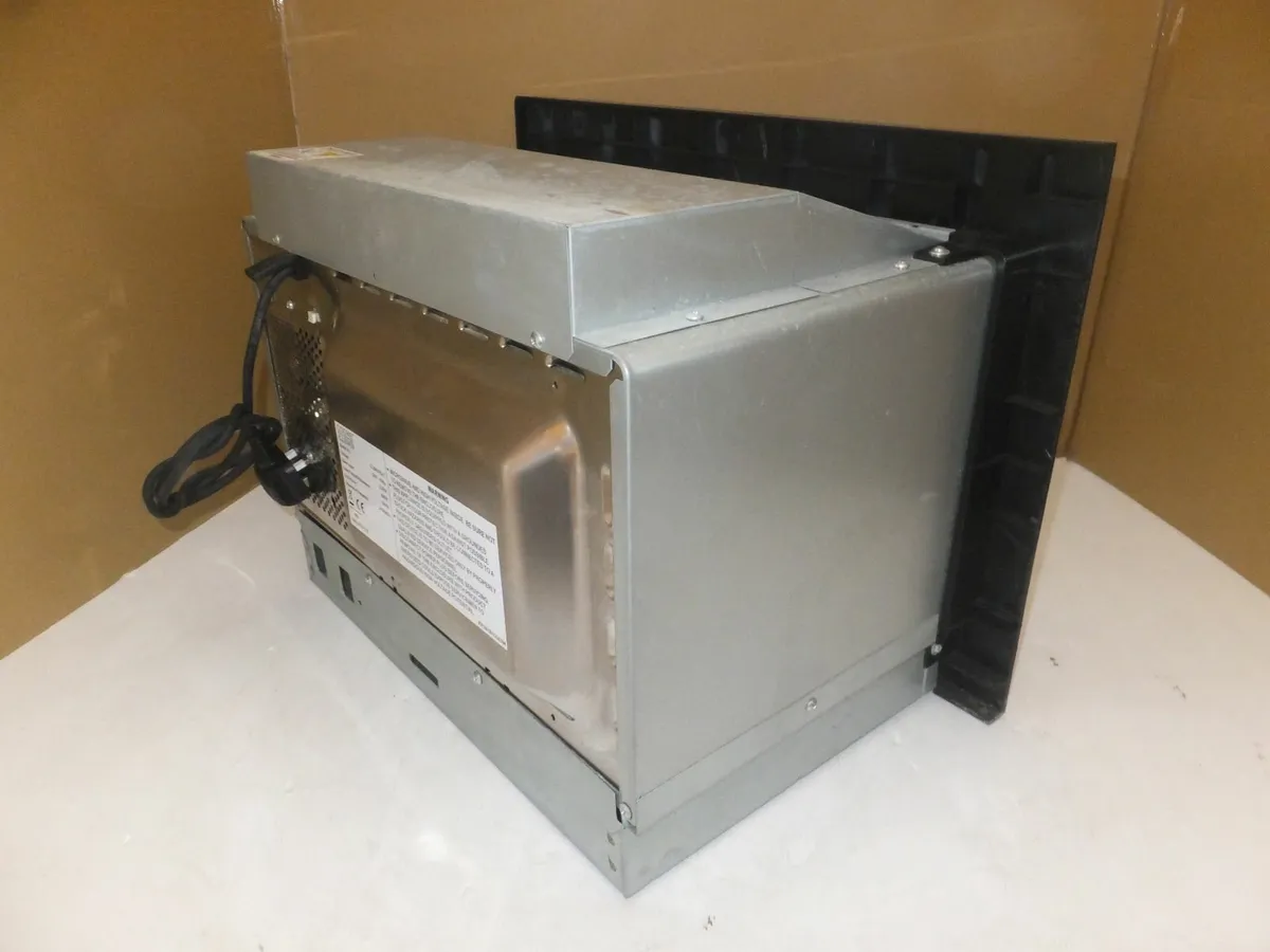 Built in Microwave - Image 3
