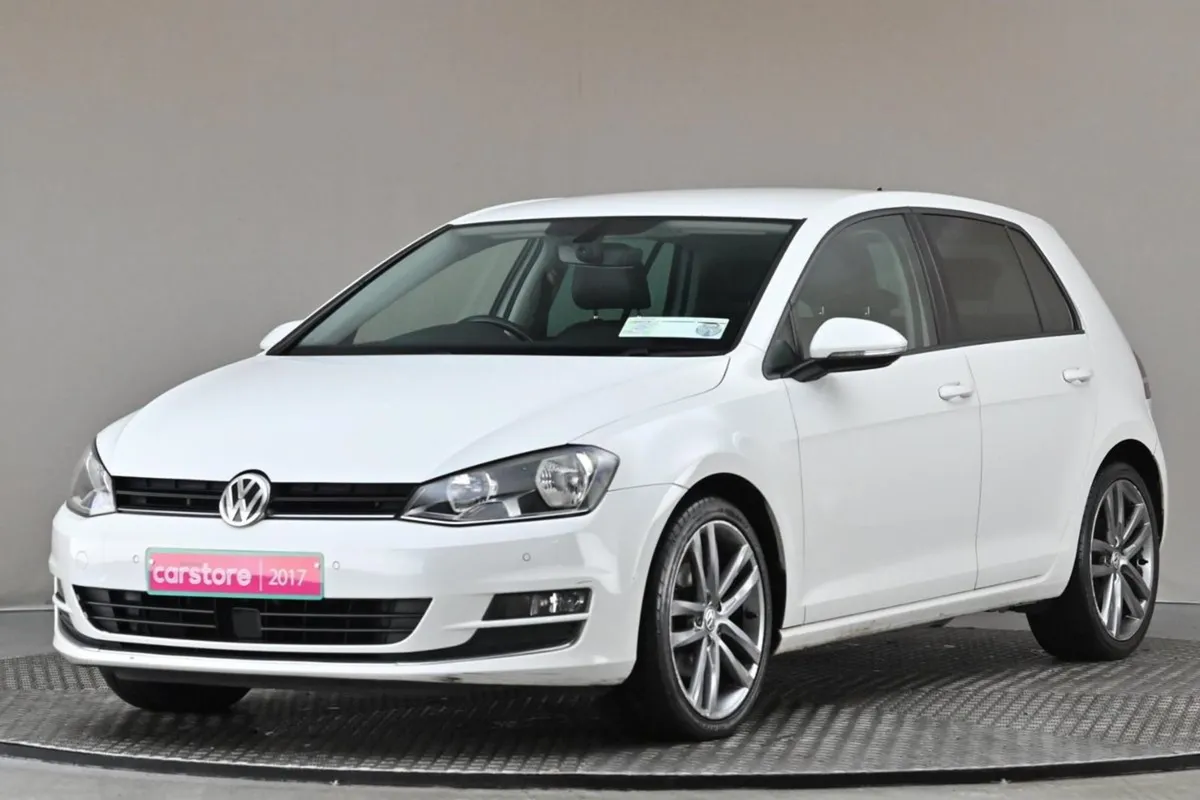 Volkswagen Golf 1.6 TDI Highline 5spd 11b5hp  ful - Image 3