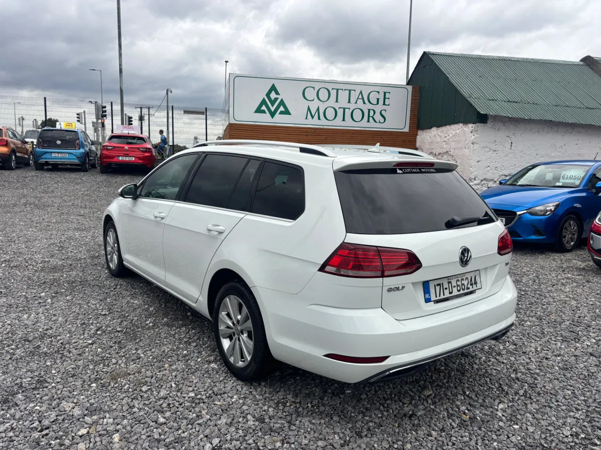 Volkswagen Golf - Image 4