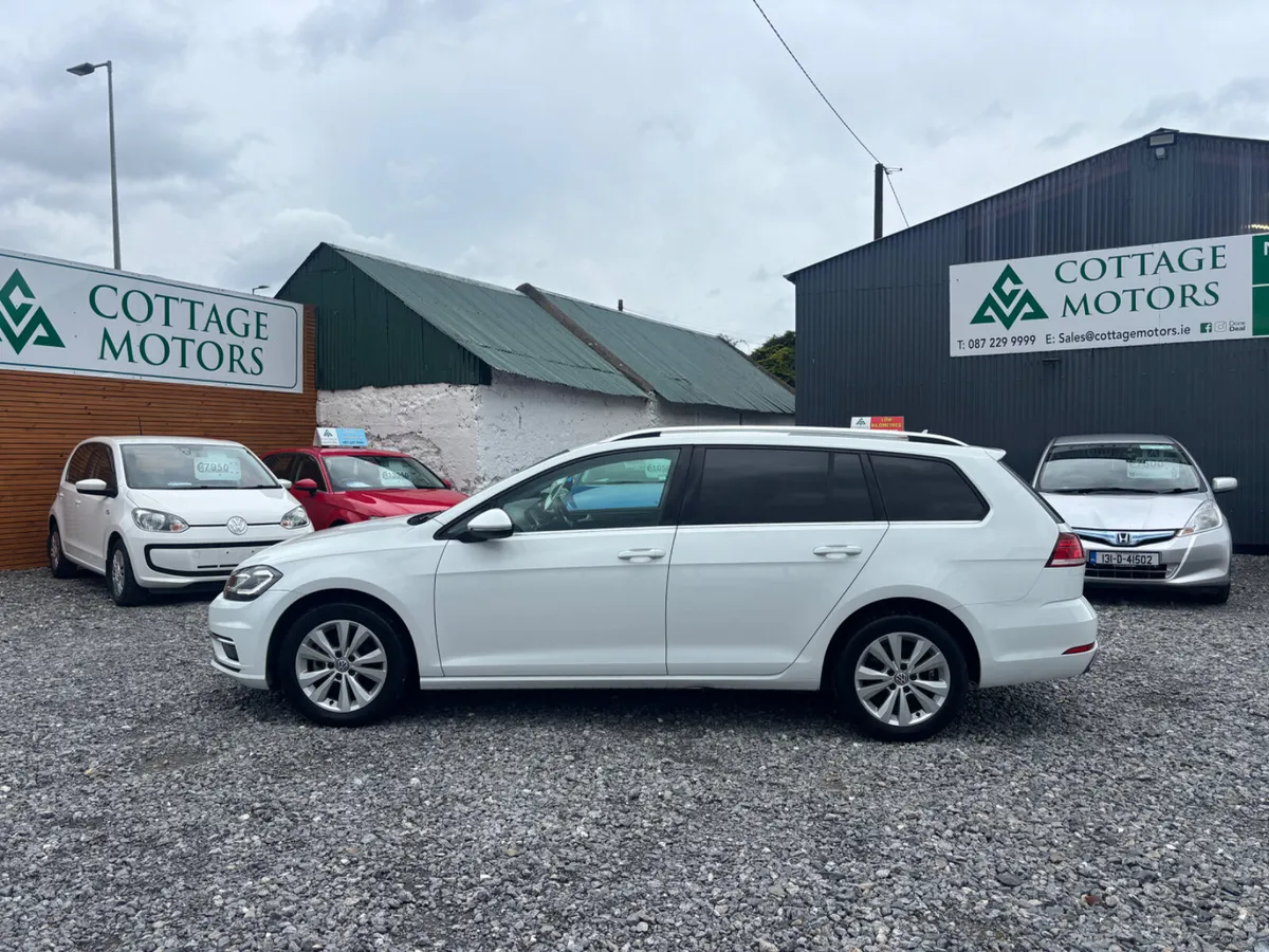 Volkswagen Golf I.2 TSI AUTO ESTATE *HI SPEC* - Image 2