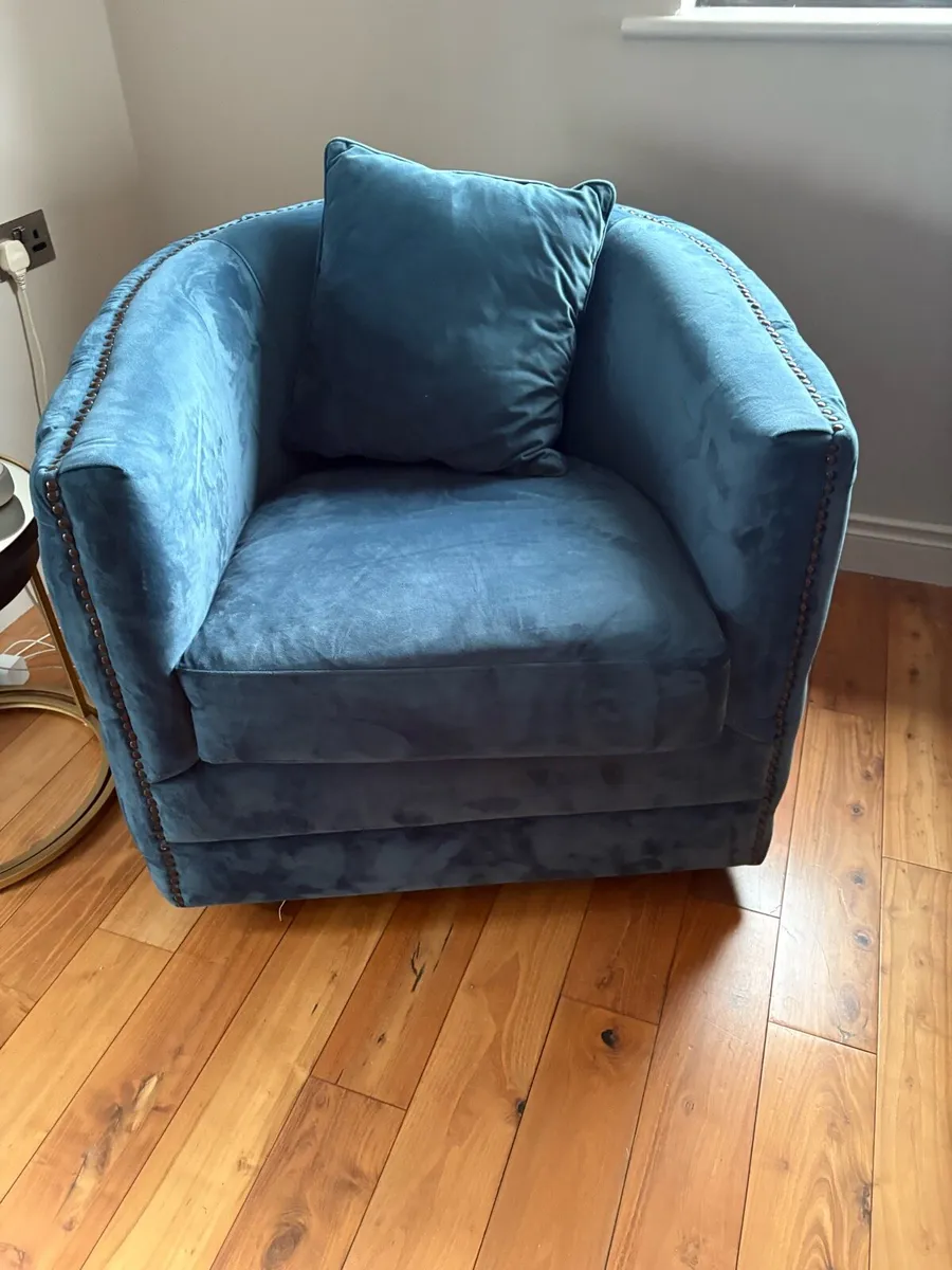 Swivel chair and footstool - Image 1