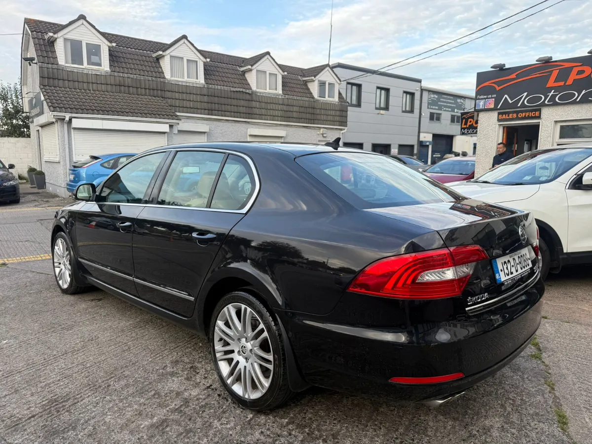 Skoda Superb 2013 Low Mileage - Image 4