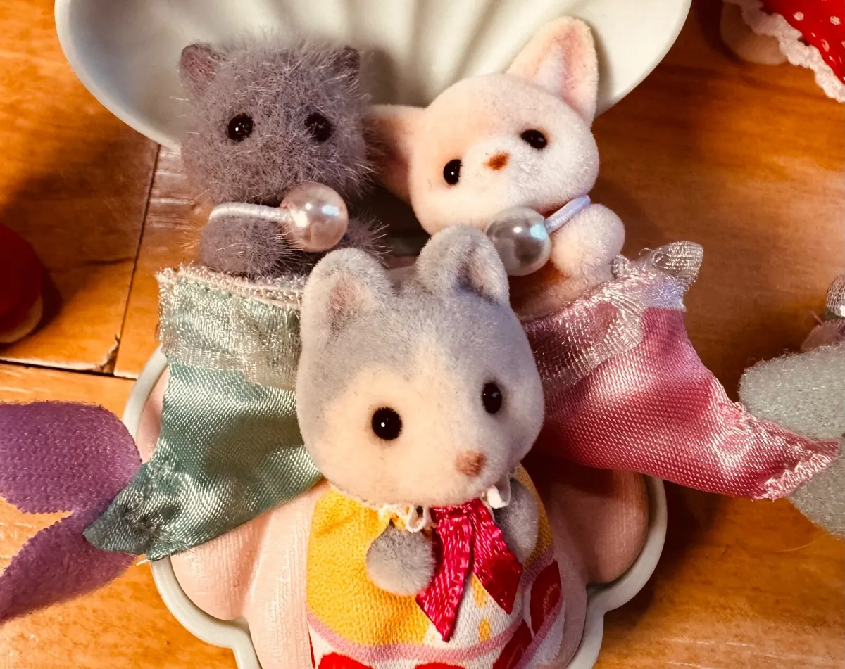 Sylvanian baby mermaid castle - Image 4