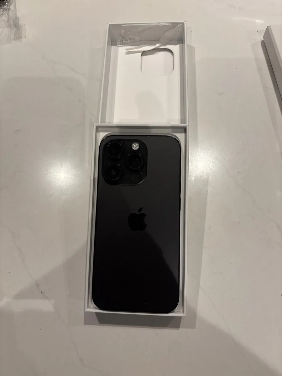 iPhone 14 Pro - Image 2