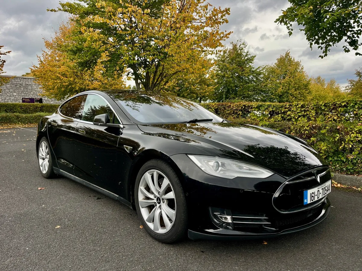 2016 TESLA MODEL S 90D - Image 1