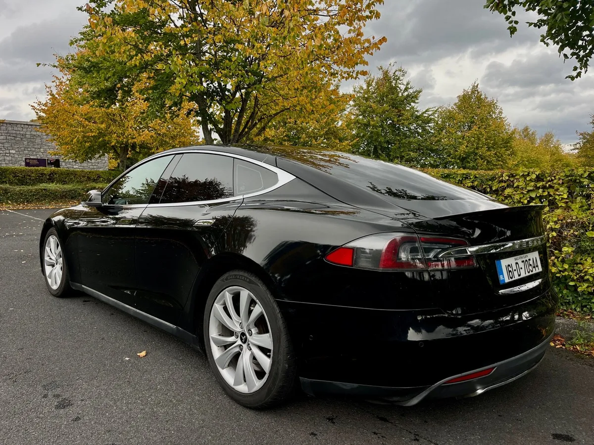 2016 TESLA MODEL S 90D - Image 4