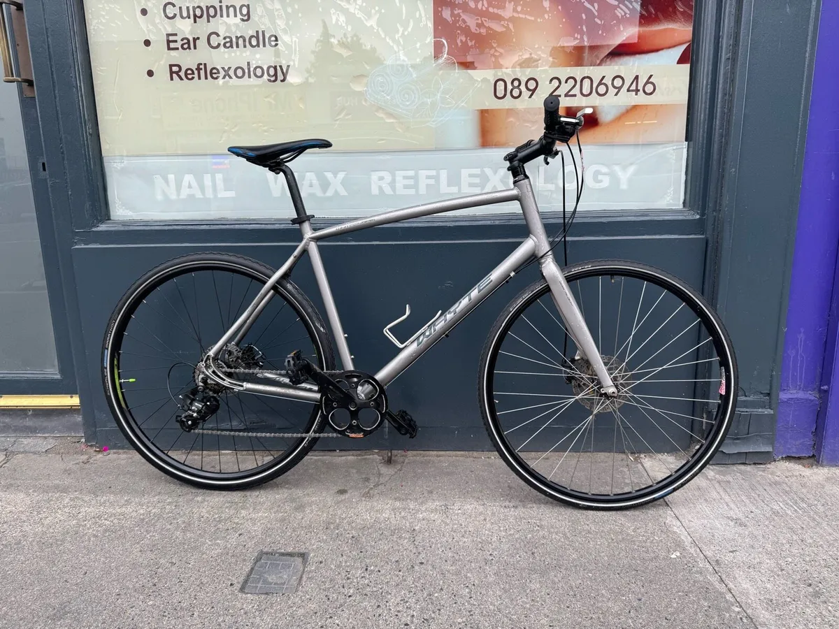 Whyte Hybrid Bike - Image 1