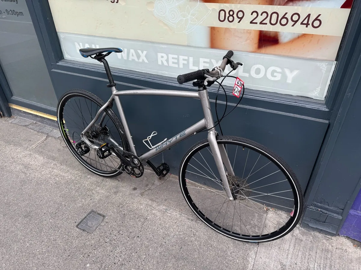Whyte Hybrid Bike - Image 3