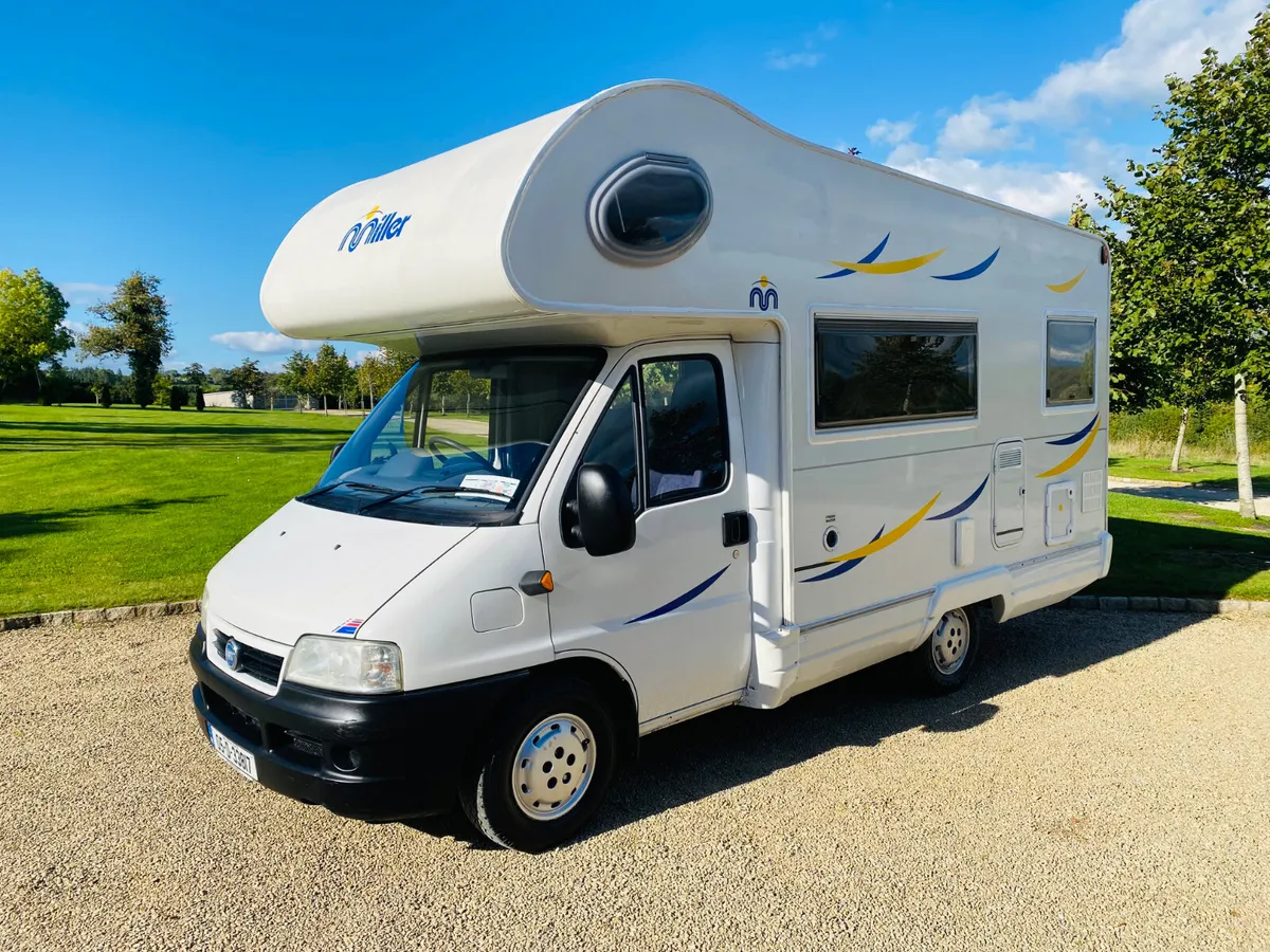 2005 MILLER WINNIPEG 4 BERTH R.H.D - Image 1