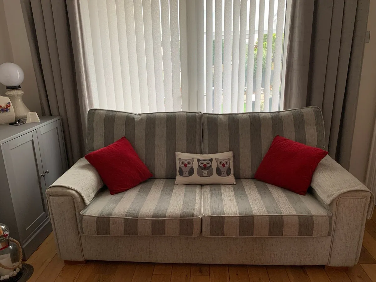 3 seater sofa
