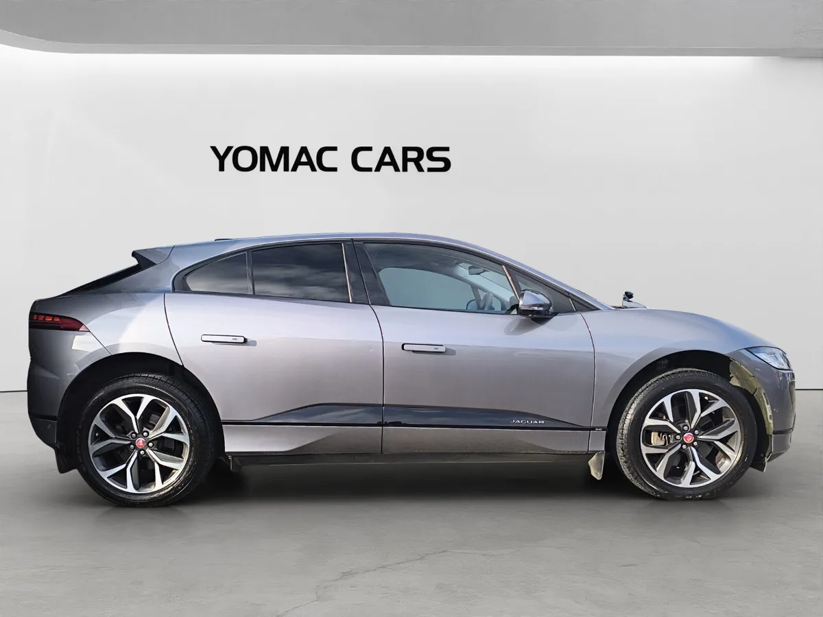 JAGUAR I PACE EV400 SE LOW MILEAGE - 2021 - Image 2