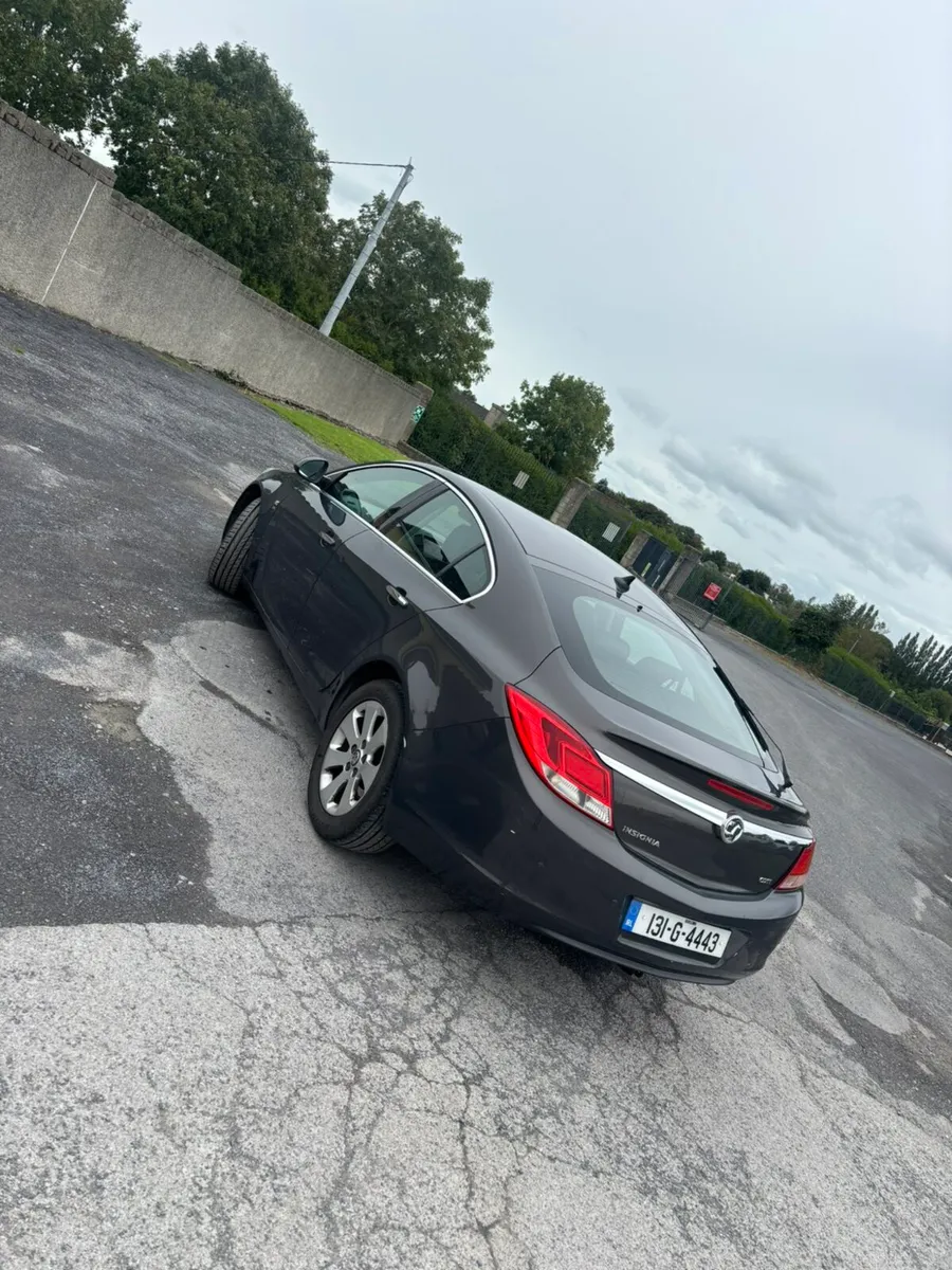Vauxhall insignia SE 2013 2.0L - Image 3
