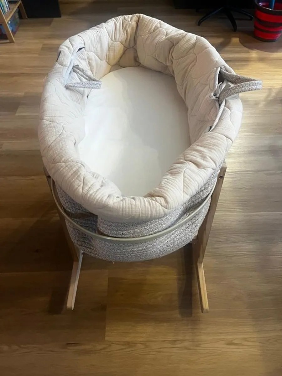 Moses Basket, baby sleeper - Image 4