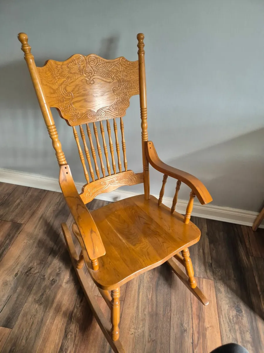Rocking chair - Image 1