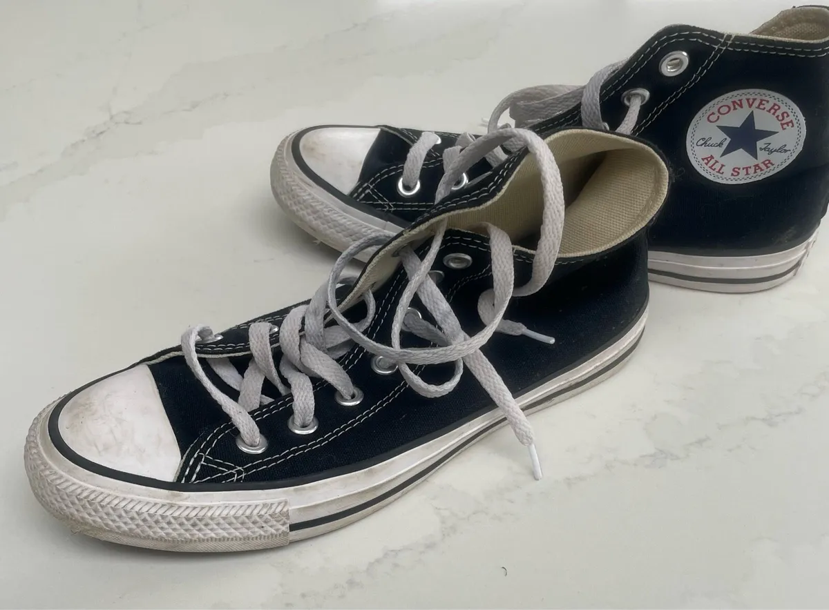 Converse runners size 6 - Image 3