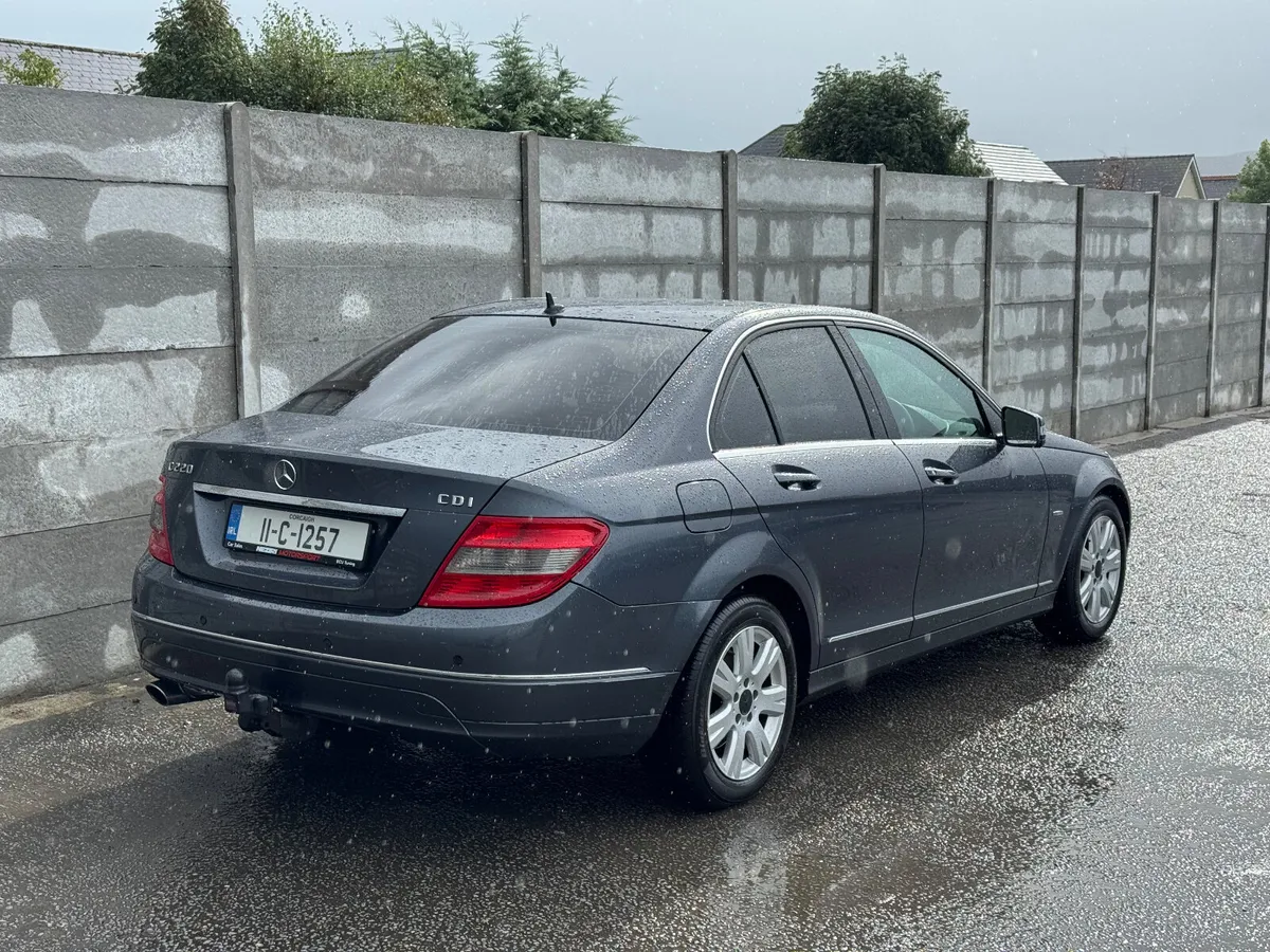 Mercedes-Benz C220 CDI Avantgarde Auto - Image 4