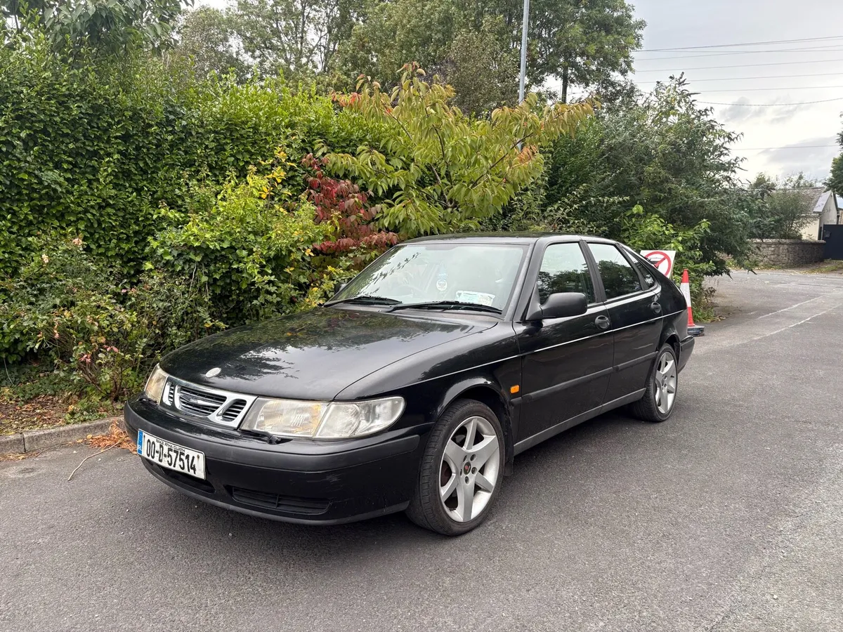**SAAB 9-3** 2.0 - Image 1