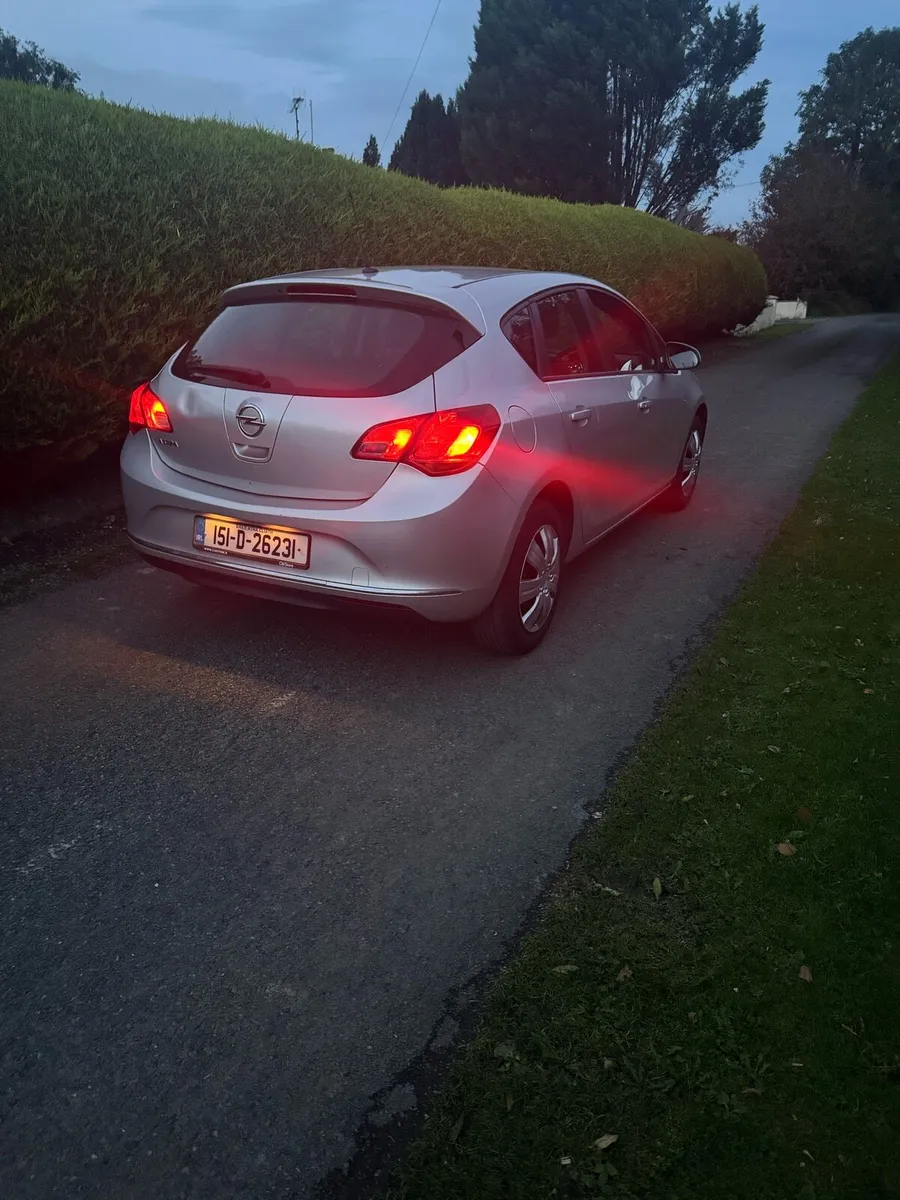 2015 Opel Astra - NCT 03/27 & TAX 01/26 - Image 4