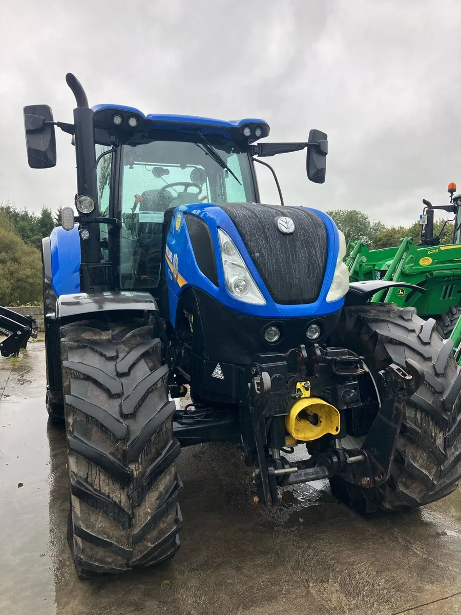 New Holland T7.230 - Image 4