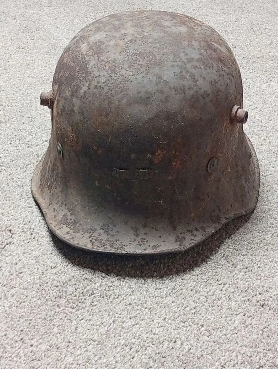 Vickers helmet - Image 3