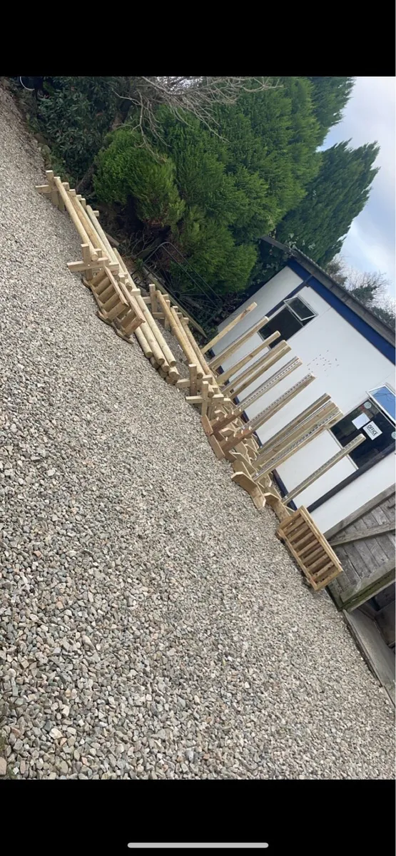 Horse jumps - Image 1