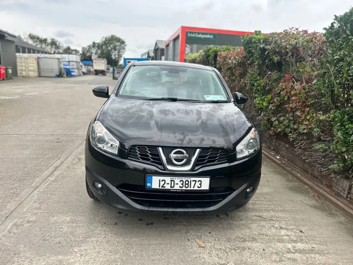 Nissan Qashqai 2012/Aautomatic  1.6 petrol - Image 1