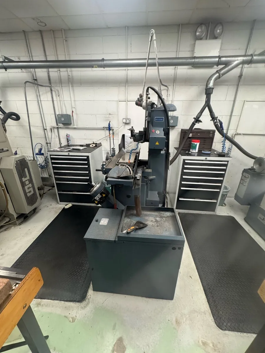 Jones and Shipman 540 Surface Grinder - Image 2
