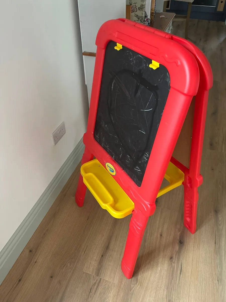 Fisher Price black/white board - Image 2